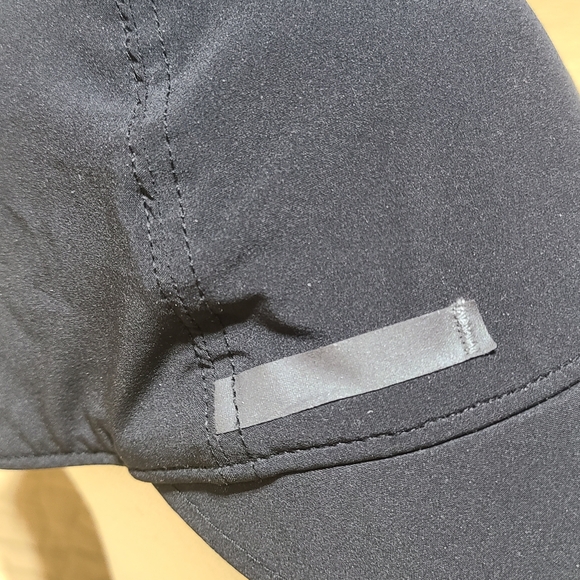 Lululemon Fast and Free running hat - Picture 5 of 6
